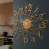 Orologi Da Parete Moderni-Selezionato da Mazzolaluce Orologio da parete oro design intreccio linee moderno