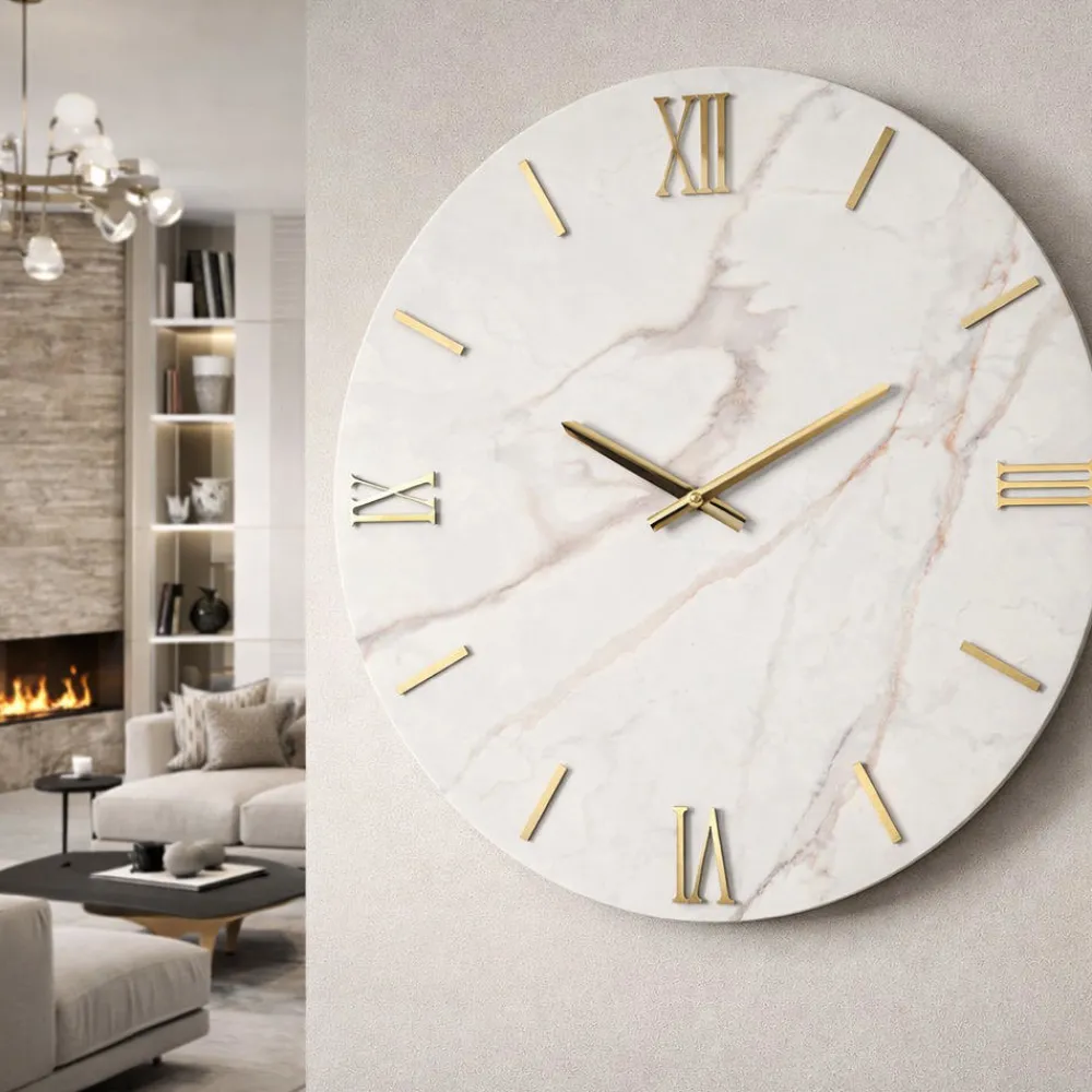 Orologi Da Parete Moderni-Selezionato da Mazzolaluce Orologio da parete rotondo effetto marmo chiaro numeri oro 60cm