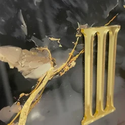 Orologi Da Parete Moderni-Selezionato da Mazzolaluce Orologio da parete specchio fume 70x35 resina effetto marmo