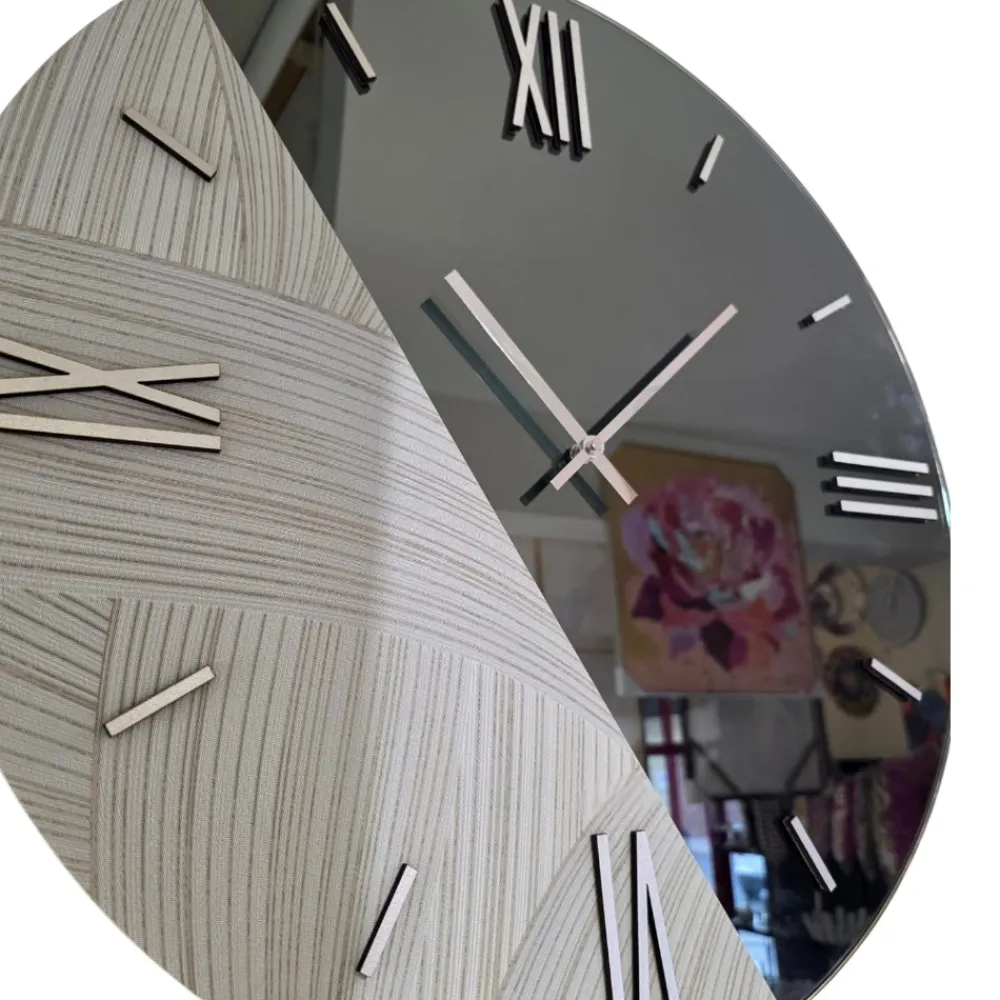 Orologi Da Parete Moderni-Selezionato da Mazzolaluce Orologio design da parete 80cm rotondo specchio fume carta da parati