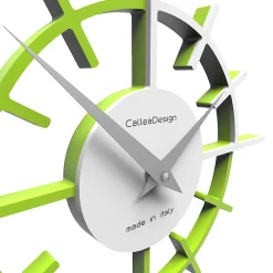 Orologi Da Parete Moderni-Selezionato da Mazzolaluce Orologio design da parete legno colore mela verde