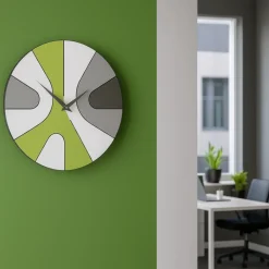 Orologi Da Parete Moderni-Selezionato da Mazzolaluce Orologio in legno rotondo da parete moderno verde