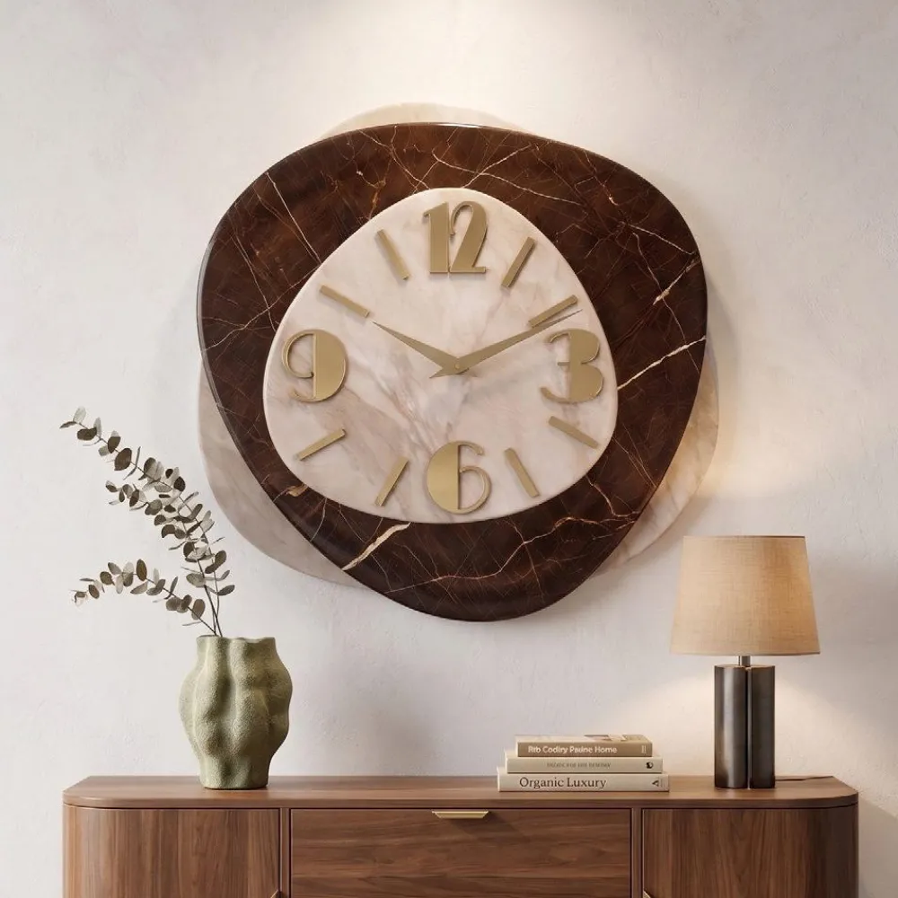 Orologi Da Parete Moderni-Selezionato da Mazzolaluce Orologio in resina da parete effetto marmo dettagli foglia oro