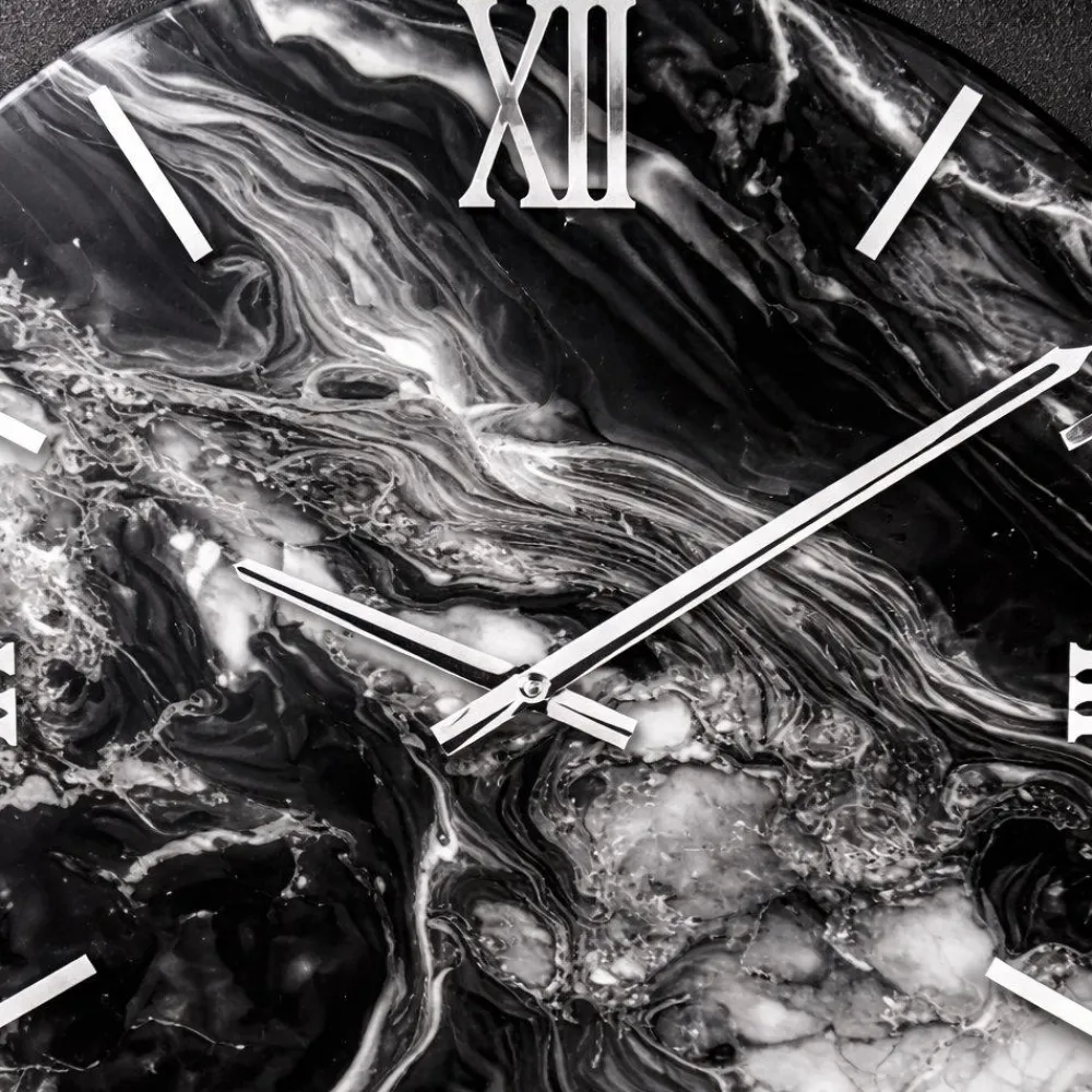 Orologi Da Parete Moderni-Selezionato da Mazzolaluce Orologio moderno a parete nero e argento rotondo numeri romani 60cm