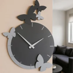 Orologi Da Parete Moderni-Selezionato da Mazzolaluce Orologio moderno da parete legno colore nero grigio