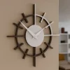 Orologi Da Parete Moderni-Selezionato da Mazzolaluce Orologio moderno da parete legno colore cioccolato