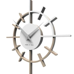 Orologi Da Parete Moderni-Selezionato da Mazzolaluce Orologio moderno da parete legno colore caffelatte