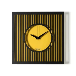 Orologi Da Parete Moderni-Selezionato da Mazzolaluce Orologio moderno da parete nero e giallo design quadrato