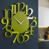 Orologi Da Parete Moderni-Selezionato da Mazzolaluce Orologio particolare da parete legno colore verde oliva