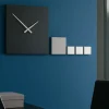 Orologi Da Parete Moderni-Selezionato da Mazzolaluce Orologio particolare da parete moderno legno nero