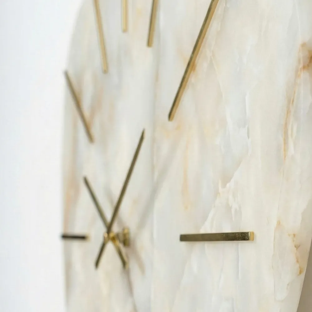 Orologi Da Parete Moderni-Selezionato da Mazzolaluce Orologio per grande parete 110x71 effetto marmo sagomato
