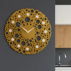 Orologi Da Parete Moderni-Selezionato da Mazzolaluce Orologio rotondo da muro legno oro moderno 40cm