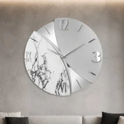 Orologi Da Parete Moderni-Selezionato da Mazzolaluce Orologio rotondo da parete design particolare effetto marmo grigio