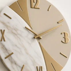 Orologi Da Parete Moderni-Selezionato da Mazzolaluce Orologio rotondo da parete design particolare dettagli foglia oro effetto marmo