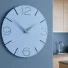 Orologi Da Parete Moderni-Selezionato da Mazzolaluce Orologio rotondo da parete moderno azzurro polvere