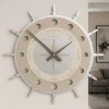 Orologi Da Parete Moderni-Selezionato da Mazzolaluce Orologio rotondo moderno da parete legno caffelatte