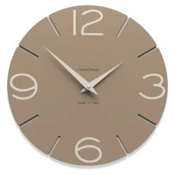 Orologi Da Parete Moderni-Selezionato da Mazzolaluce Orologio tondo da parete 30cm moderno legno caffelatte