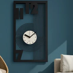 Orologi Da Parete Moderni-Selezionato da Mazzolaluce Orologio verticale da parete design geometrico nero e avorio