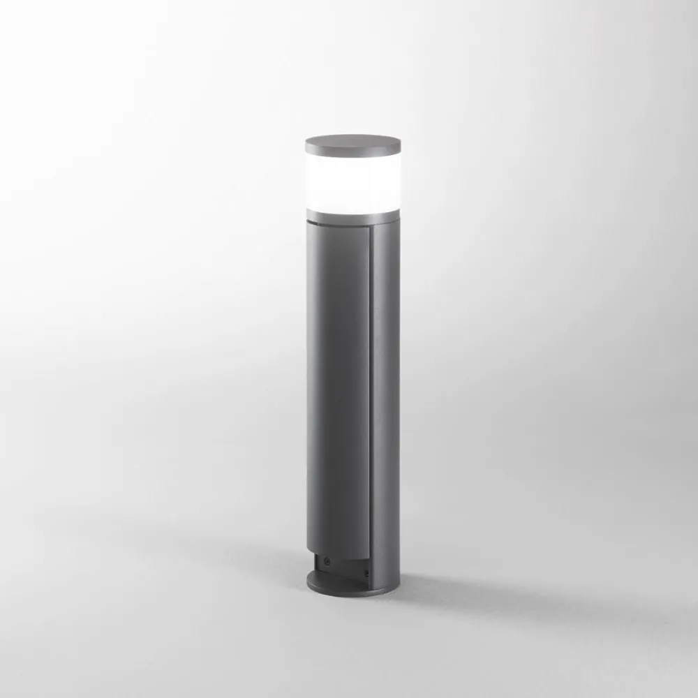 Lampioni Da Giardino-Perenz Illuminazione Perenz espina lampioncino basso ip44 con doppia presa schuko antracite
