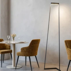 Lampade Da Terra-Selezionato da Mazzolaluce Piantana da terra design squadrato nero led 3000w dimmerabile