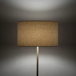 Lampade Da Terra-Selezionato da Mazzolaluce Piantana da terra moderna sabbia con paralume cilindro di tessuto beige