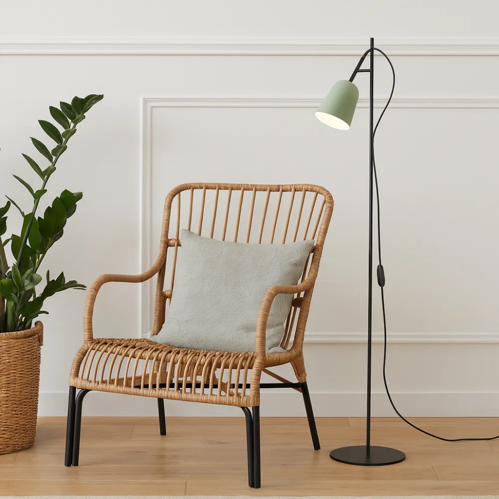 Lampade Da Terra-Selezionato da Mazzolaluce Piantana da terra verde luce orientabile metallo