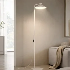 Lampade Da Terra-Selezionato da Mazzolaluce Piantana design minima metallo champagne