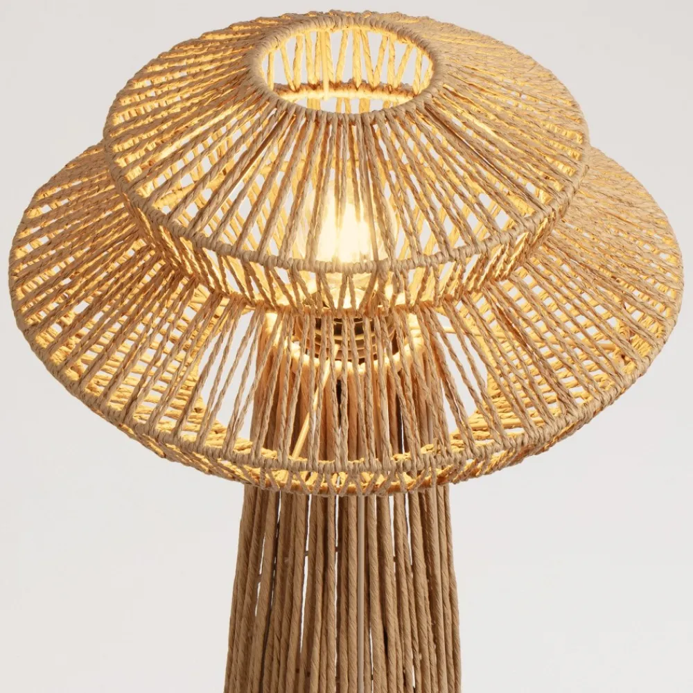 Lampade Da Terra-Selezionato da Mazzolaluce Piantana di rattan design intrecciato per soggiorno