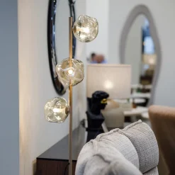 Lampade Da Terra-Selezionato da Mazzolaluce Piantana lampada da terra tortora vetri cognac per soggiorno moderno
