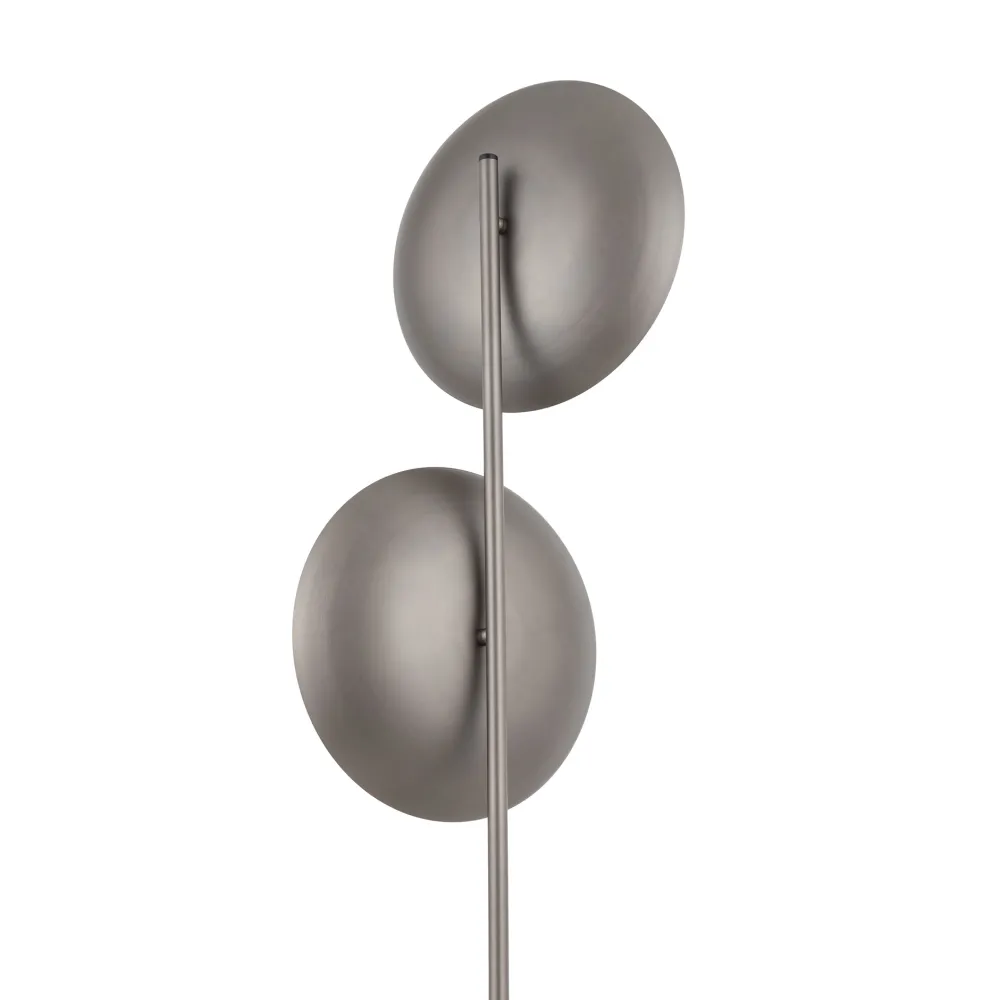 Lampade Da Terra-Selezionato da Mazzolaluce Piantana marrone design moderna 2 luci con sfere di vetro bianco