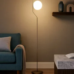 Lampade Da Terra-Selezionato da Mazzolaluce Piantana moderna oro ottone sfera vetro bianco