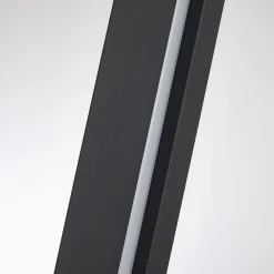 Lampade Da Terra-Selezionato da Mazzolaluce Piantana nera lampada da terra led design moderna per salone