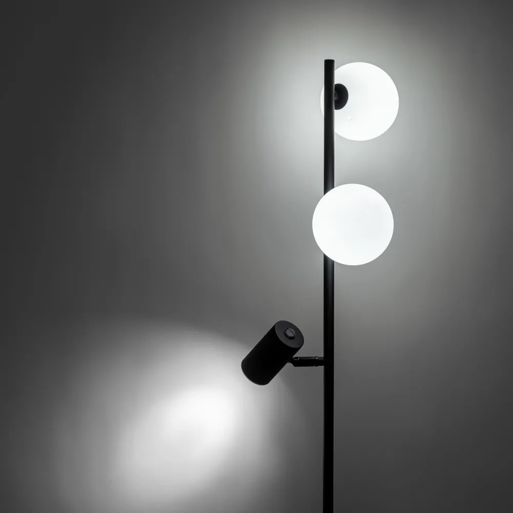 Lampade Da Terra-Selezionato da Mazzolaluce Piantana nera moderna sfere vetro di vetro con faretti orientabili