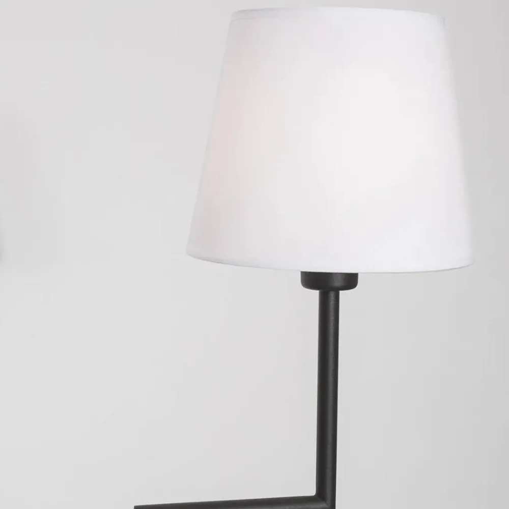 Lampade Da Terra-Selezionato da Mazzolaluce Piantane da salotto minimalista metallo nero paralume bianco