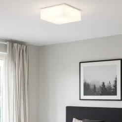 Plafoniere Moderne-Selezionato da Mazzolaluce Piccola plafoniera moderna 20cm quadrata vetro bianco lucido