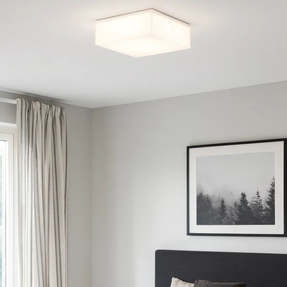 Plafoniere Moderne-Selezionato da Mazzolaluce Piccola plafoniera moderna 20cm quadrata vetro bianco lucido