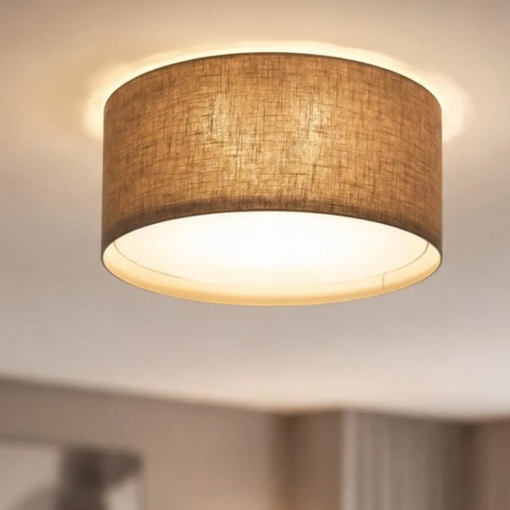Plafoniere Moderne-Selezionato da Mazzolaluce Plafoniera a soffitto cilindro di tessuto lino rustico per soggiorno