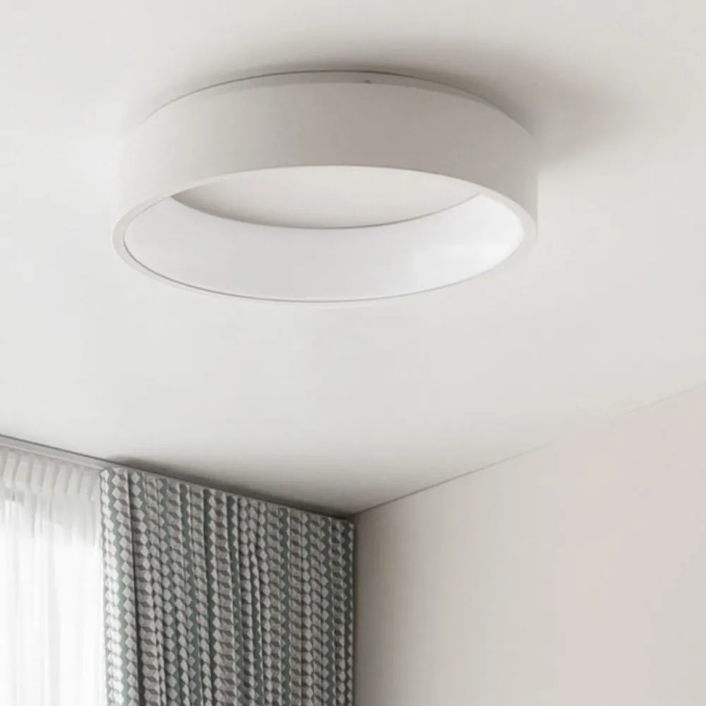 Plafoniere Moderne-Selezionato da Mazzolaluce Plafoniera bianca led 3000k tonda per sala da pranzo