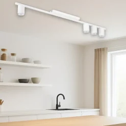 Plafoniere Moderne-Selezionato da Mazzolaluce Plafoniera bianca per cucina moderna