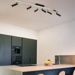 Plafoniere Moderne-Selezionato da Mazzolaluce Plafoniera con faretti allungabile alluminio nero led 2700k a 6500k con telecomando