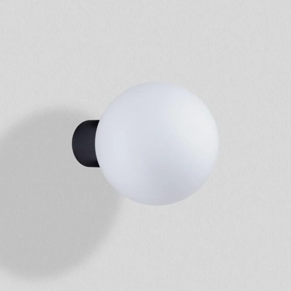 Plafoniere Da Esterno-Selezionato da Mazzolaluce Plafoniera da esterno antracite sfera vetro bianco moderna ip54
