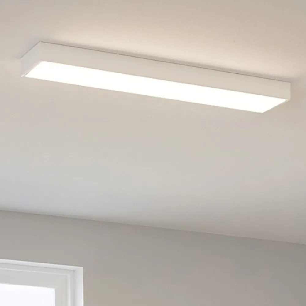 Plafoniere Moderne-Linea Light Plafoniera led da ufficio 3000k tara bianco ip40
