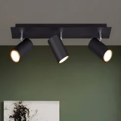 Plafoniere Moderne-Selezionato da Mazzolaluce Plafoniera moderna minimal con 3 faretti per salotto