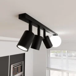 Plafoniere Moderne-Selezionato da Mazzolaluce Plafoniera moderna per cucina faretti orientabili fp