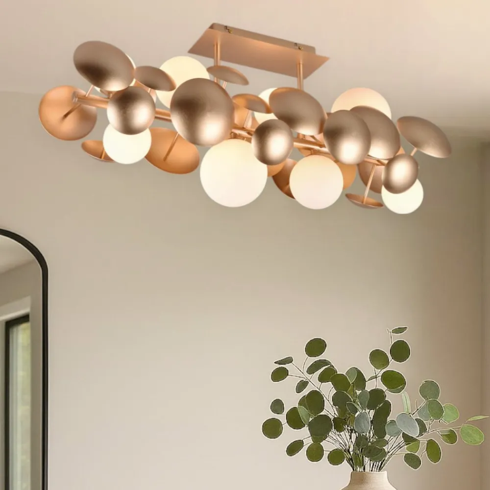 Plafoniere Moderne-Selezionato da Mazzolaluce Plafoniera moderna per soggiorno oro sfere vetro bianco
