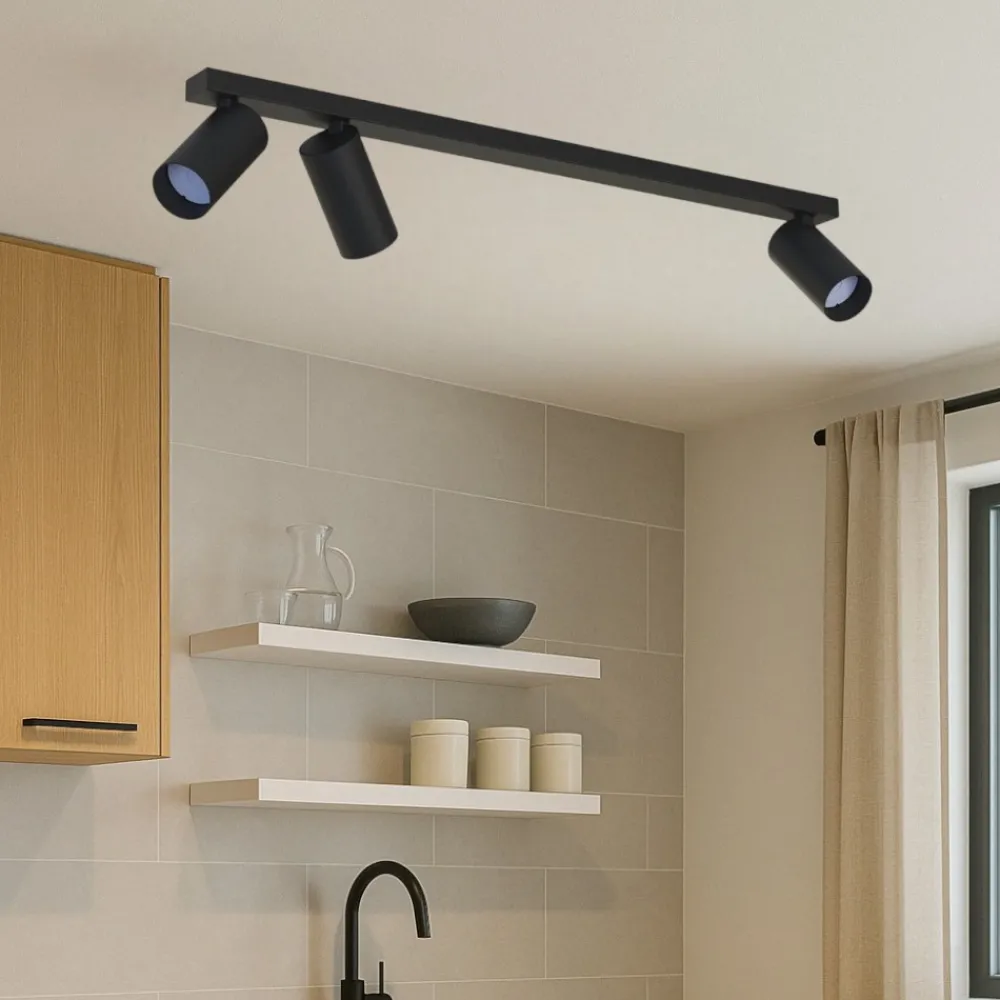 Plafoniere Moderne-Selezionato da Mazzolaluce Plafoniera nera con 3 faretti led orientabili