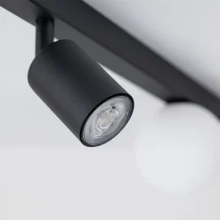 Plafoniere Moderne-Selezionato da Mazzolaluce Plafoniera nera con sfera vetro faretto orientabile moderna