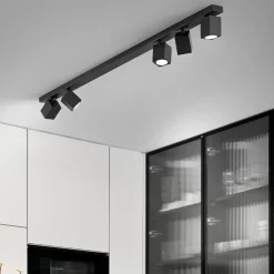 Plafoniere Moderne-Perenz Illuminazione Plafoniera nera con spot lampade squadrate orientabili perenz oddy