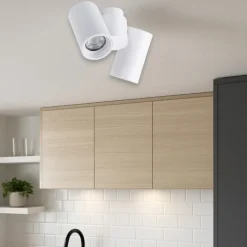 Plafoniere Moderne-Selezionato da Mazzolaluce Plafoniera per cucina con 2 faretti orientabili bianchi