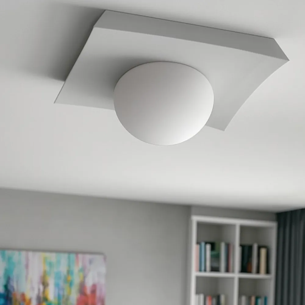 Plafoniere Moderne-Selezionato da Mazzolaluce Plafoniera per cucina in gesso squadrato con sfera di vetro
